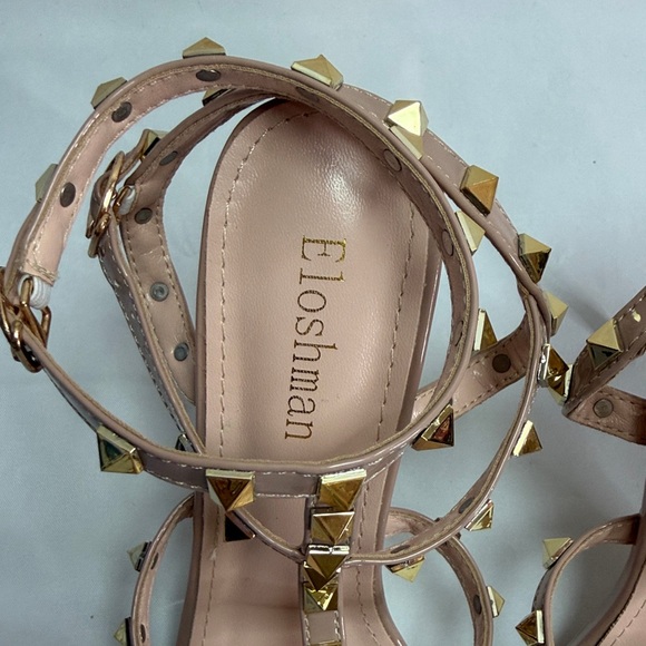 Pink/Tan Studded Sandals Belt Rivet Heels Women’s sz 8 - Picture 8 of 9